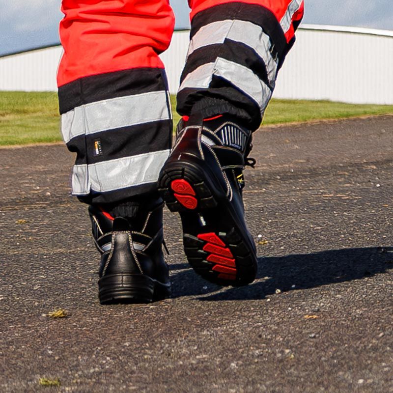 Walking a runway with safety shoes
