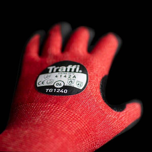 TG1240 LXT Cut A Microdex Nitrile Glove (pk10) - Image 3